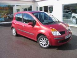 RENAULT MODUS red