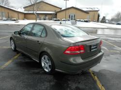 SAAB 9-3 green