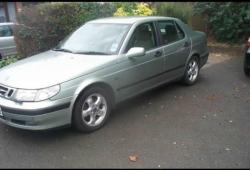 SAAB 9-5 green