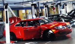 SAAB 9-5 red