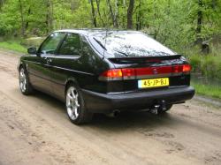 SAAB 900 -16 black