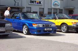 SAAB 900 -16 blue