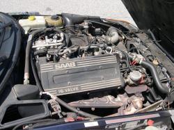 SAAB 900 -16 engine