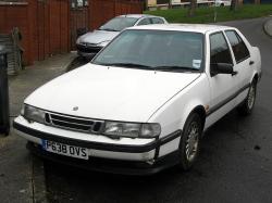 SAAB 9000 white