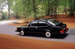 SAAB 900 black