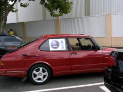 SAAB 900 red