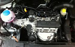 SEAT IBIZA ST engine