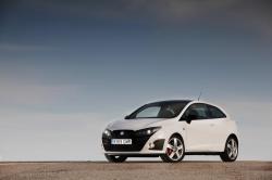 SEAT IBIZA ST white