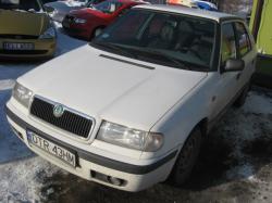 SKODA FELICIA white