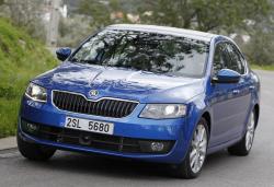 SKODA OCTAVIA blue