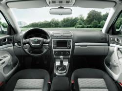 SKODA OCTAVIA interior