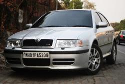 SKODA OCTAVIA silver