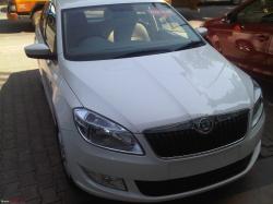 SKODA RAPID 130 silver