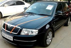 SKODA SUPERB black