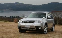 SUBARU FORESTER silver