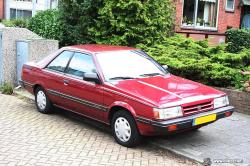 SUBARU LEONE red