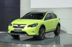 SUBARU XV green