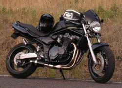 SUZUKI BANDIT black