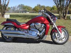 SUZUKI BOULEVARD 109 red