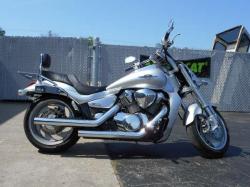 SUZUKI BOULEVARD M109R silver