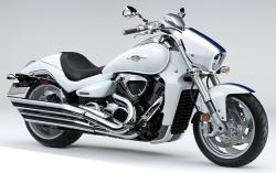 SUZUKI BOULEVARD M109R silver