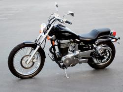 SUZUKI BOULEVARD S40 brown