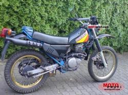 SUZUKI DR 250 S blue