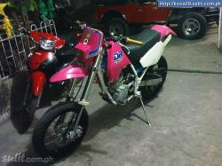 SUZUKI DR 250 S silver