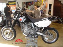 SUZUKI DR 250 brown