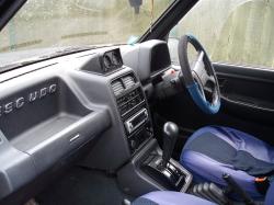 SUZUKI ESCUDO interior