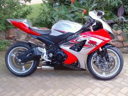 SUZUKI GSX-R1000 red