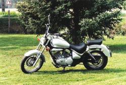 suzuki intruder 125