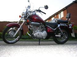 suzuki intruder 125