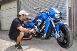 SUZUKI INTRUDER blue