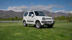 SUZUKI JIMNY white