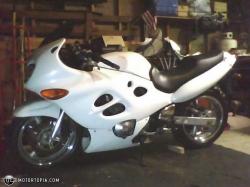 SUZUKI KATANA white