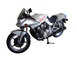 SUZUKI KATANA white