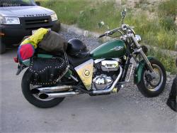 SUZUKI MARAUDER green