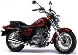 SUZUKI MARAUDER red