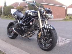 SUZUKI SV 650 black