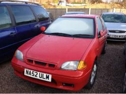 SUZUKI SWIFT 1.0 red