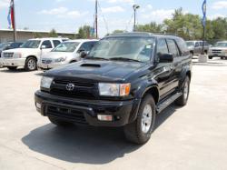 TOYOTA 4 RUNNER black