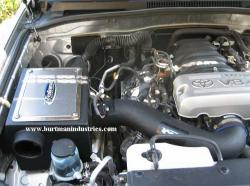 TOYOTA 4RUNNER engine