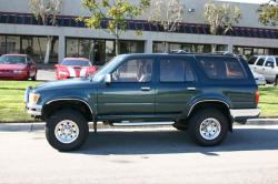 TOYOTA 4RUNNER green