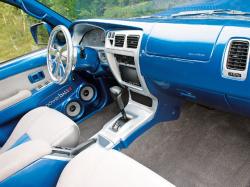 TOYOTA 4RUNNER interior