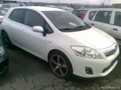 TOYOTA AURIS 1.6 white