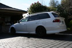 TOYOTA CALDINA blue