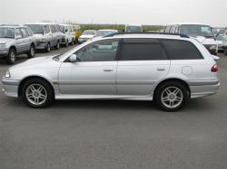 TOYOTA CALDINA silver