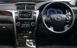 TOYOTA CAMRY interior