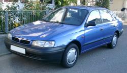 TOYOTA CARINA E green